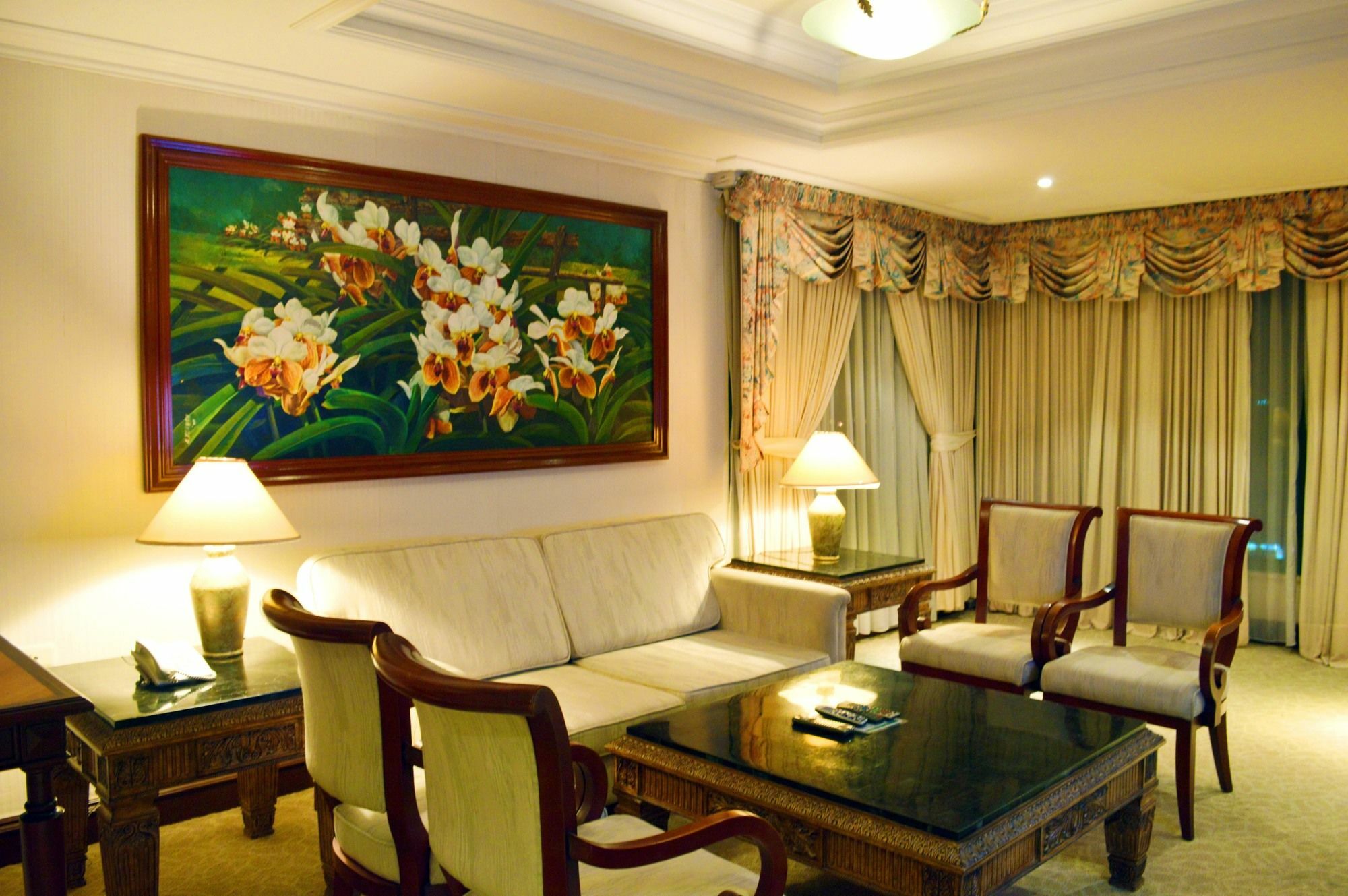 Grand Regal Hotel Davao Exterior photo